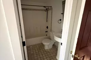 886 Sandalwood Dr, Lake Arrowhead, CA 92352 - Photo 17