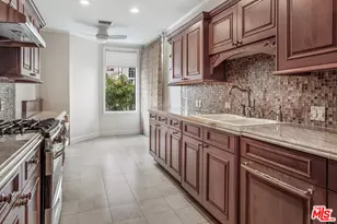 11808 Dorothy St, Los Angeles, CA 90049 - Photo 29