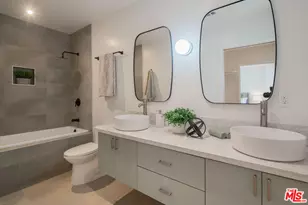 1826 W 78th St, Los Angeles, CA 90047 - Photo 25