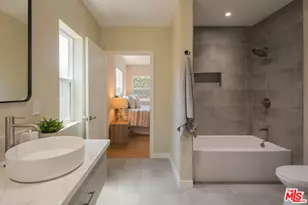 1826 W 78th St, Los Angeles, CA 90047 - Photo 41