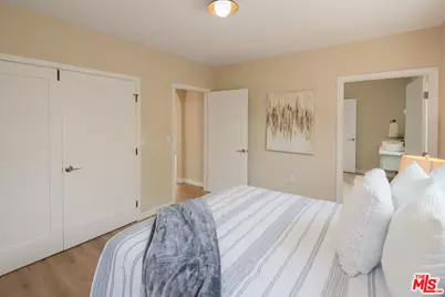 1826 W 78th St, Los Angeles, CA 90047 - Photo 45