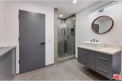 8654 Hollywood Blvd, Los Angeles, CA 90069 - Photo 23