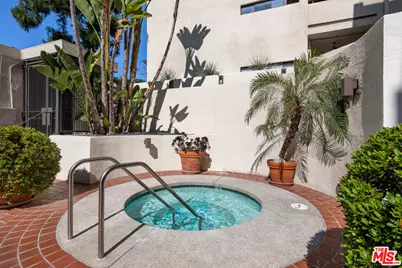 8380 Waring Ave #308, West Hollywood, CA 90069 - Photo 23