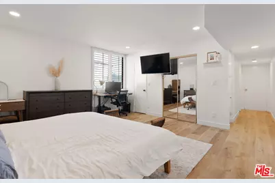 14521 Benefit St #307, Sherman Oaks, CA 91403 - Photo 13