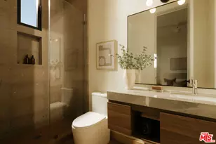 8906 Hubbard St, Culver City, CA 90232 - Photo 29