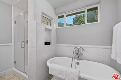 24753 Mulholland Hwy, Calabasas, CA 91302 - Photo 25