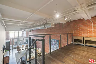 120 S Hewitt St #6, Los Angeles, CA 90012 - Photo 21