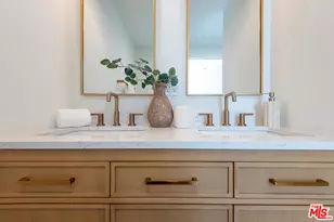 4800 La Villa Marina, Marina del Rey, CA 90292 - Photo 25