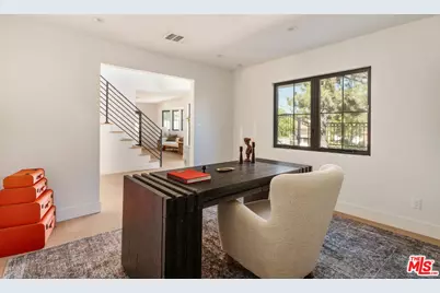 23278 Aetna St, Woodland Hills, CA 91367 - Photo 11