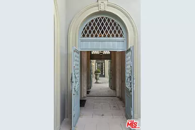 803 N Rexford Dr, Beverly Hills, CA 90210 - Photo 5