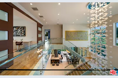 633 N Laurel Ave, Los Angeles, CA 90048 - Photo 9