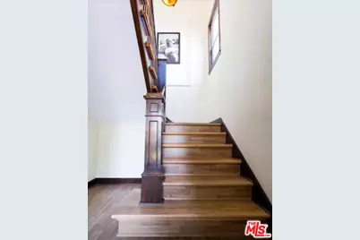 611 N Beachwood Dr, Los Angeles, CA 90004 - Photo 23