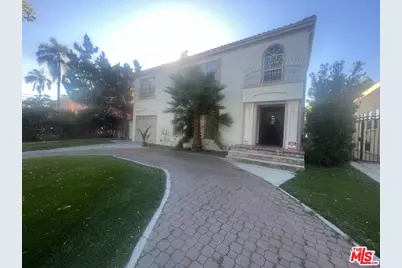 611 N Beachwood Dr, Los Angeles, CA 90004 - Photo 29