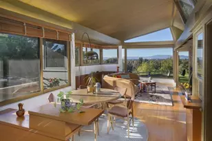 3624 Buena Park Dr, Studio City, CA 91604 - Photo 9