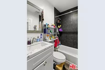 237 W Kelso St, Inglewood, CA 90301 - Photo 37