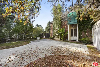 501 St Cloud Rd, Los Angeles, CA 90077 - Photo 3
