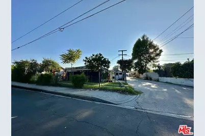 1119 Calzona St, Los Angeles, CA 90023 - Photo 9