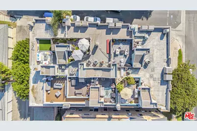 102 N Sweetzer Ave #106, Los Angeles, CA 90048 - Photo 25