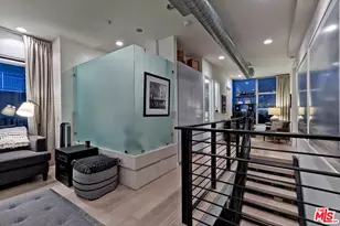 1137 Hacienda Pl, West Hollywood, CA 90069 - Photo 19