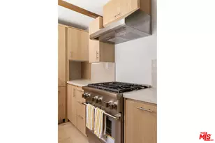 8944 Wonderland Ave, Los Angeles, CA 90046 - Photo 19