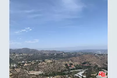 7007 Pacific View Dr, Los Angeles, CA 90068 - Photo 11