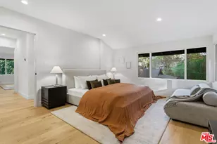 16708 Chaplin Ave, Encino, CA 91436 - Photo 33