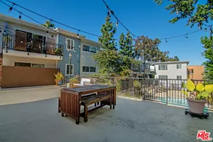 5252 Coldwater Canyon Ave, Sherman Oaks, CA 91401 - Photo 17