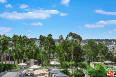 13600 Marina Pointe Dr #602, Marina del Rey, CA 90292 - Photo 1