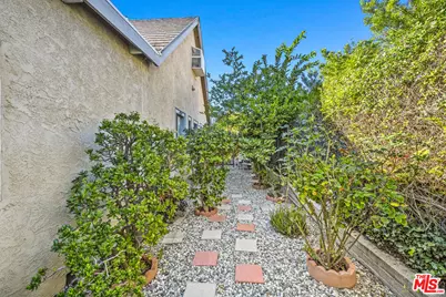 5184 Caspar Ave, Los Angeles, CA 90041 - Photo 29