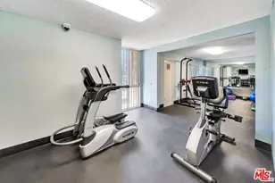 320 S Ardmore Ave, Los Angeles, CA 90020 - Photo 25
