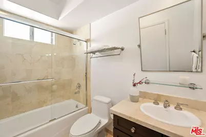 11916 Gorham Ave #302, Los Angeles, CA 90049 - Photo 41