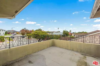 4152 Mount Vernon Dr, View Park, CA 90008 - Photo 17