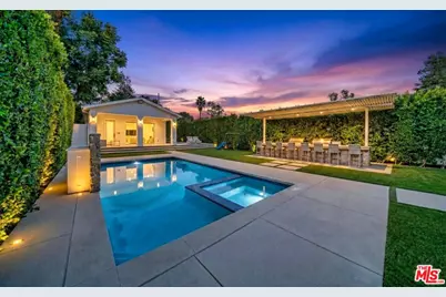 12345 Huston St, Valley Village, CA 91607 - Photo 49
