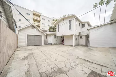 1046 S Fedora St, Los Angeles, CA 90006 - Photo 3