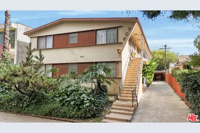 904 N Spaulding Ave, West Hollywood, CA 90046 - Photo 1