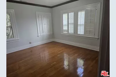 317 S Norton Ave, Los Angeles, CA 90020 - Photo 13