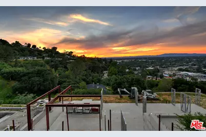 3721 Eureka Dr, Studio City, CA 91604 - Photo 39