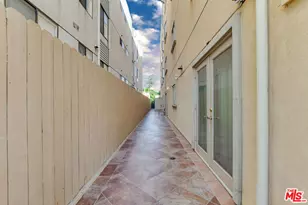 918 S Wooster St, Los Angeles, CA 90035 - Photo 35