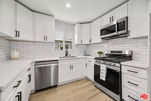 337 E 60th St, Los Angeles, CA 90003 - Photo 13