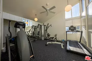 17084 Palisades Cir, Pacific Palisades, CA 90272 - Photo 31