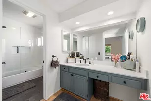 17084 Palisades Cir, Pacific Palisades, CA 90272 - Photo 11