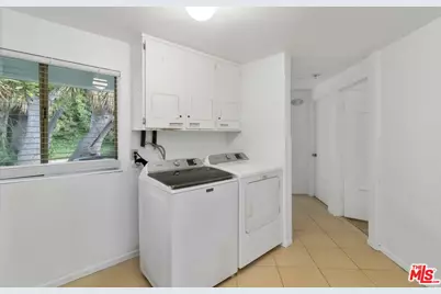 975 Valley Vista Dr, Camarillo, CA 93010 - Photo 23