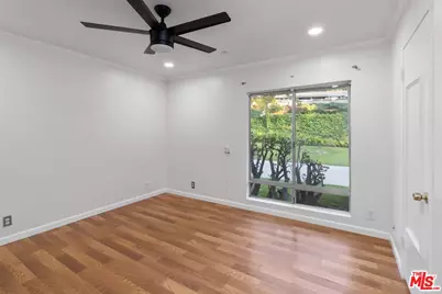 975 Valley Vista Dr, Camarillo, CA 93010 - Photo 13