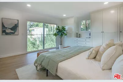 6374 Macal Pl, Los Angeles, CA 90068 - Photo 25