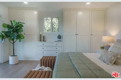 6374 Macal Pl, Los Angeles, CA 90068 - Photo 23