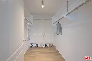8555 Cashio St, Los Angeles, CA 90035 - Photo 35