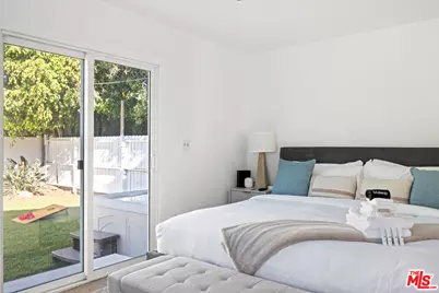 11333 Braddock Dr, Culver City, CA 90230 - Photo 23