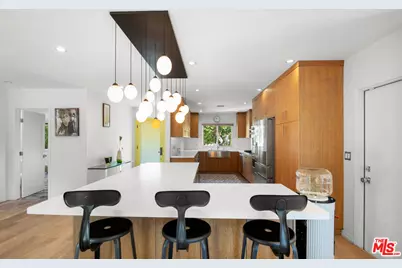 6570 Lakeridge Rd, Los Angeles, CA 90068 - Photo 21