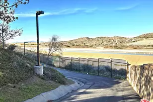 2021 Tangerine St, Palmdale, CA 93551 - Photo 53