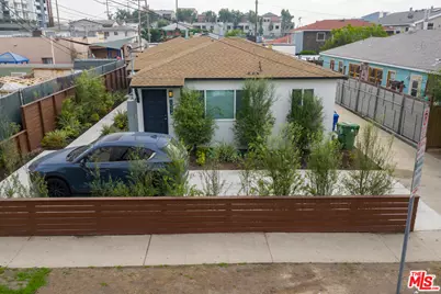 10720 Charnock Rd, Los Angeles, CA 90034 - Photo 3
